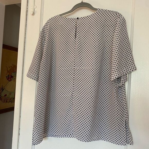 Vintage White and Black Polka Dot Top from Notations - Size XL - Picture 3 of 6